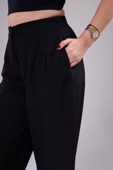 Black High-Waisted Balloon Pants